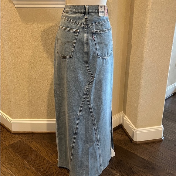 Levi’s Maxi Denim Skirt NWT Size 28 - Picture 6 of 16